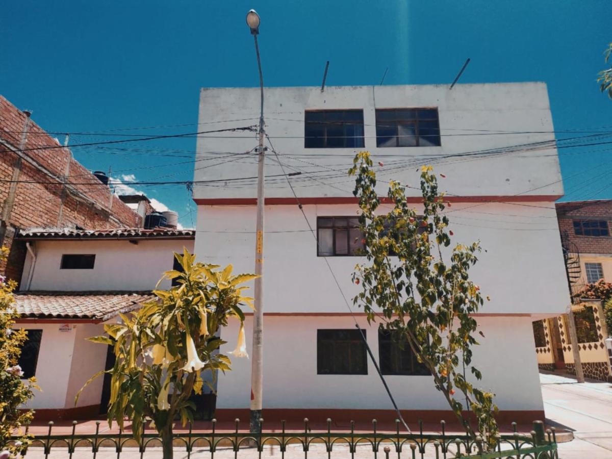 Mirador Backpackers B&B Huaraz  Buitenkant foto