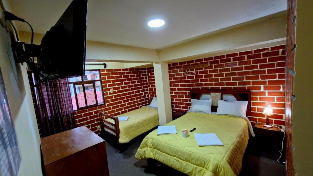 Mirador Backpackers B&B Huaraz  Buitenkant foto