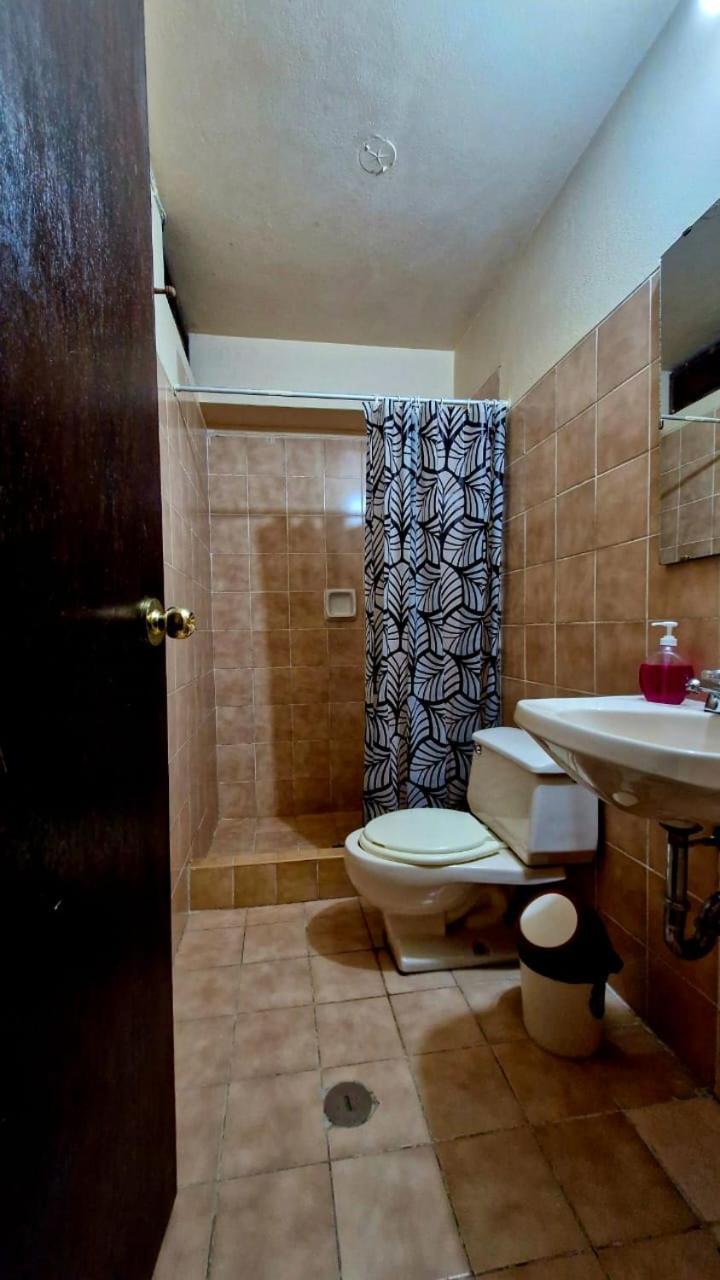 Mirador Backpackers B&B Huaraz  Buitenkant foto