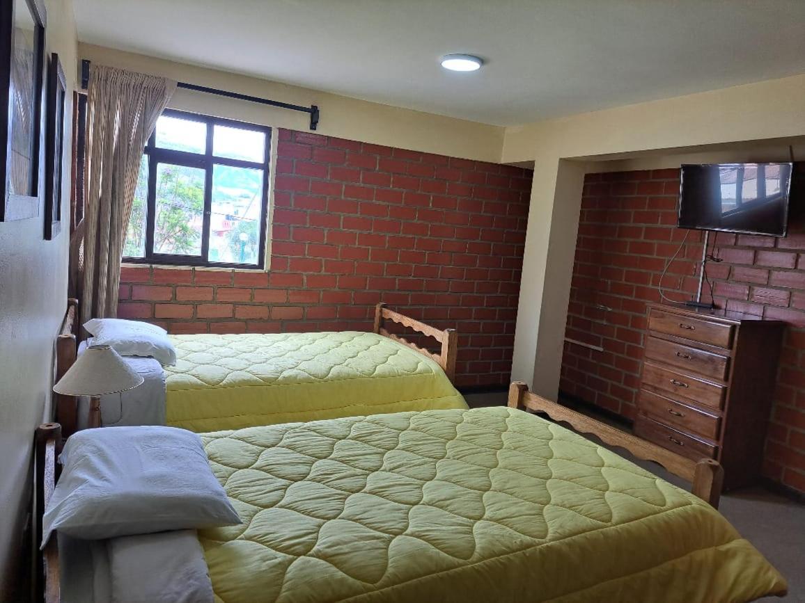 Mirador Backpackers B&B Huaraz  Buitenkant foto